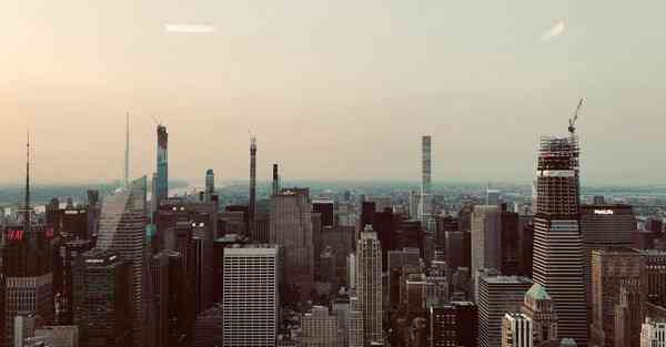 中国智能机器人唱歌