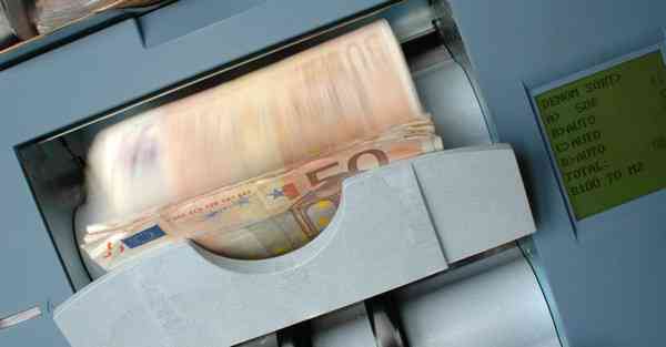 大数据包含设备数据的行业文章