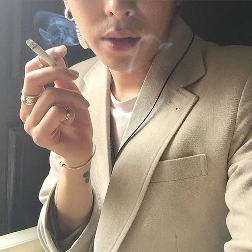 单婷中茜