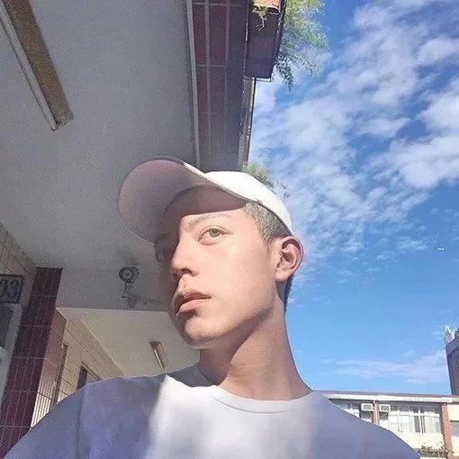 满翠晶月